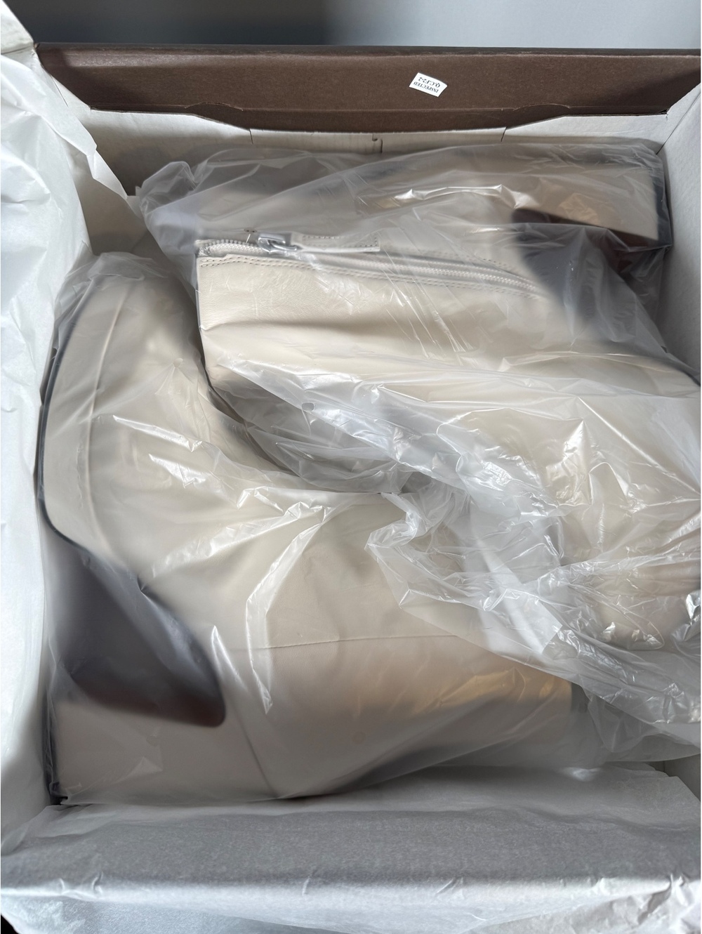 NWB Linea Paolo Winslow Cream Leather Platform Block Heel Ankle Boots Size 9 - Picture 10 of 10